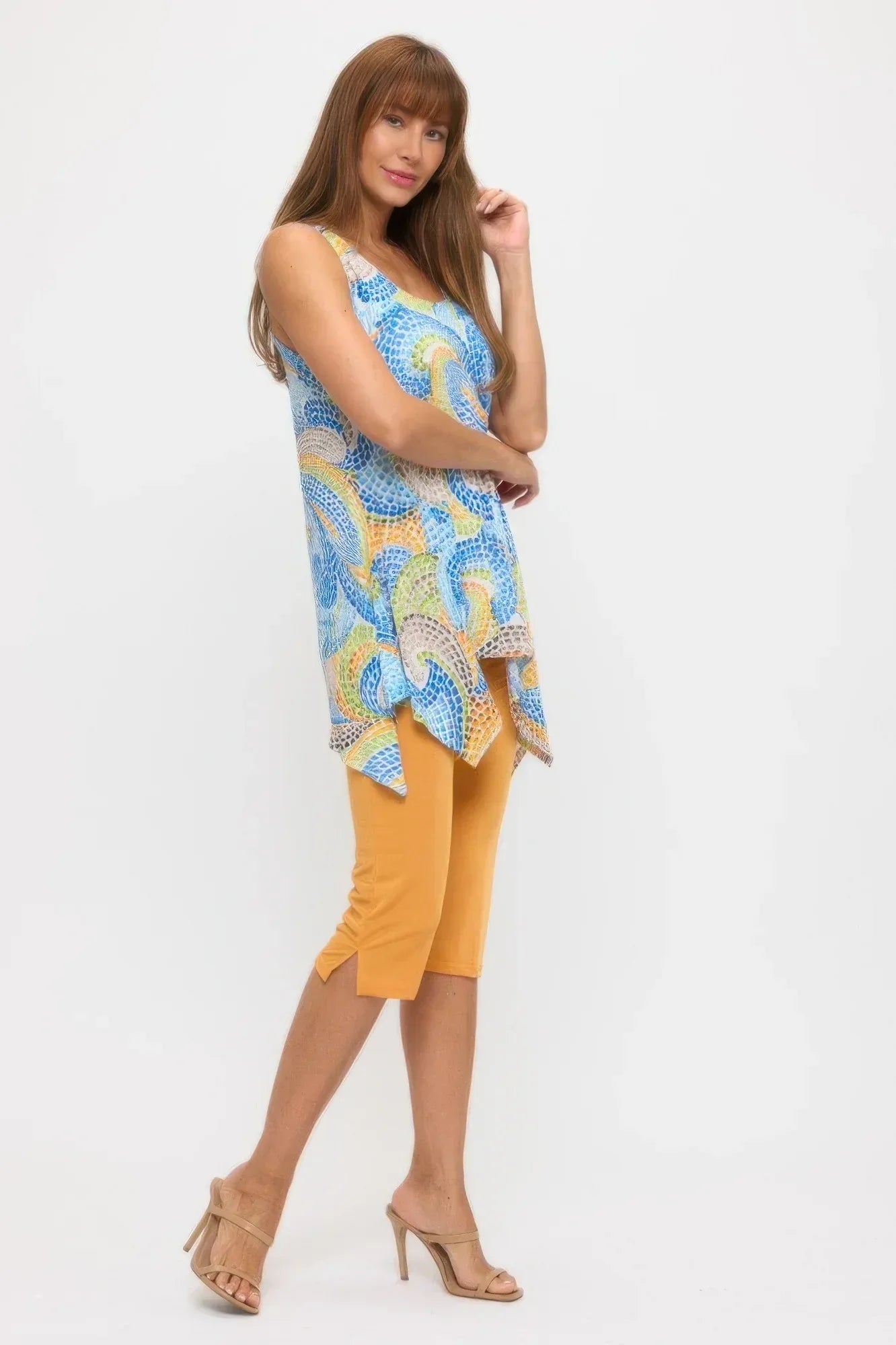 Hit Shark Bite Hem Tank | Mixtshop LLC