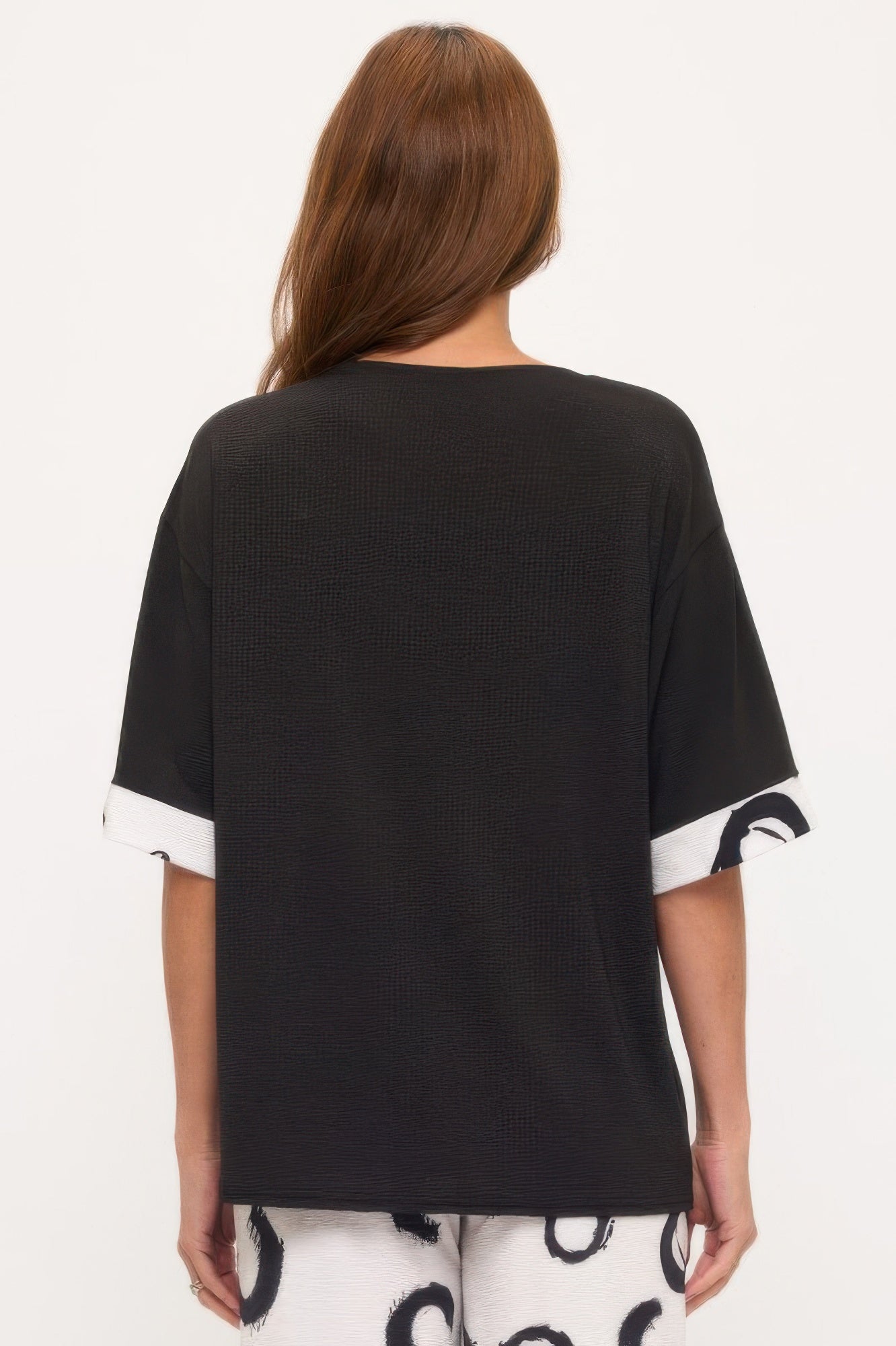 Vp Inbinding Round Neck Pocket Contrast Top Secondary image