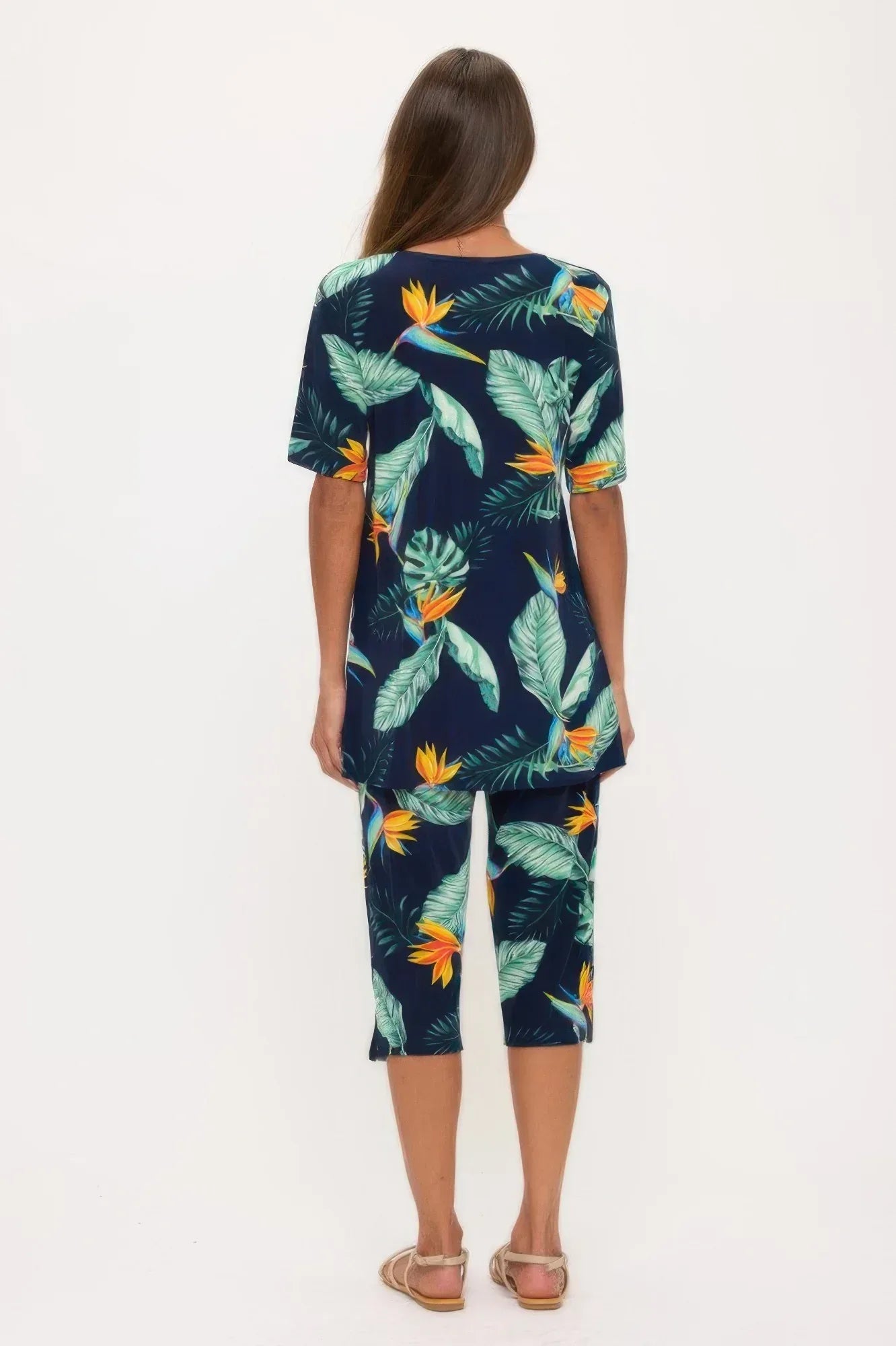 Print Bns Capri Pants Set | Mixtshop LLC