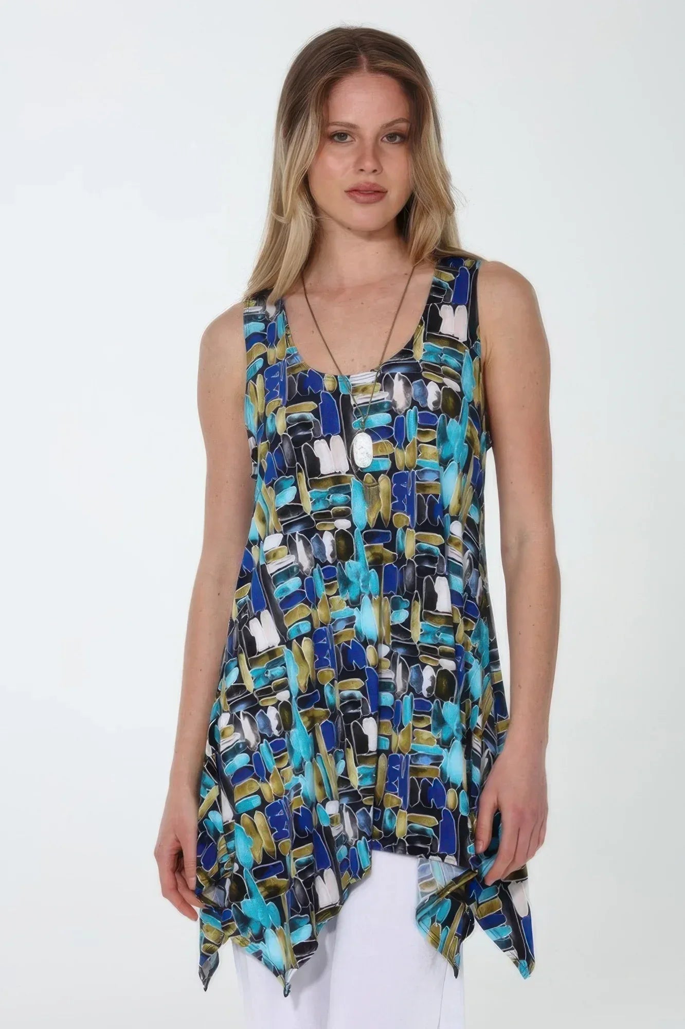 Hit Shark Bite Hem Tank | Mixtshop LLC Main image