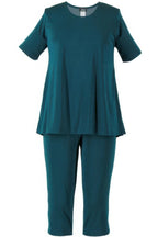 Plus Size Print Capri Pant Set | Mixtshop LLC