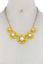 Floral Pearl Bead Necklace | Mixtshop LLC