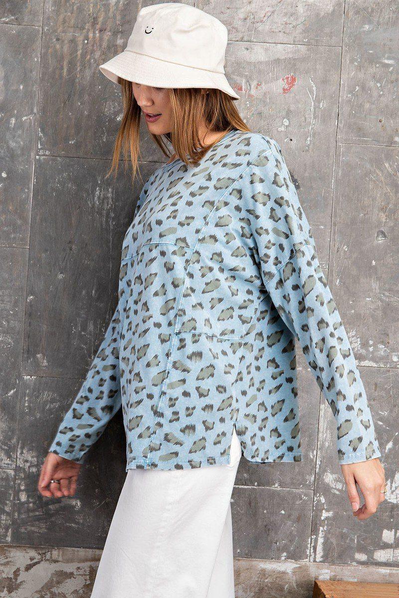 Leopard Printed Garment Dye Loose Fit Knit Top Secondary image