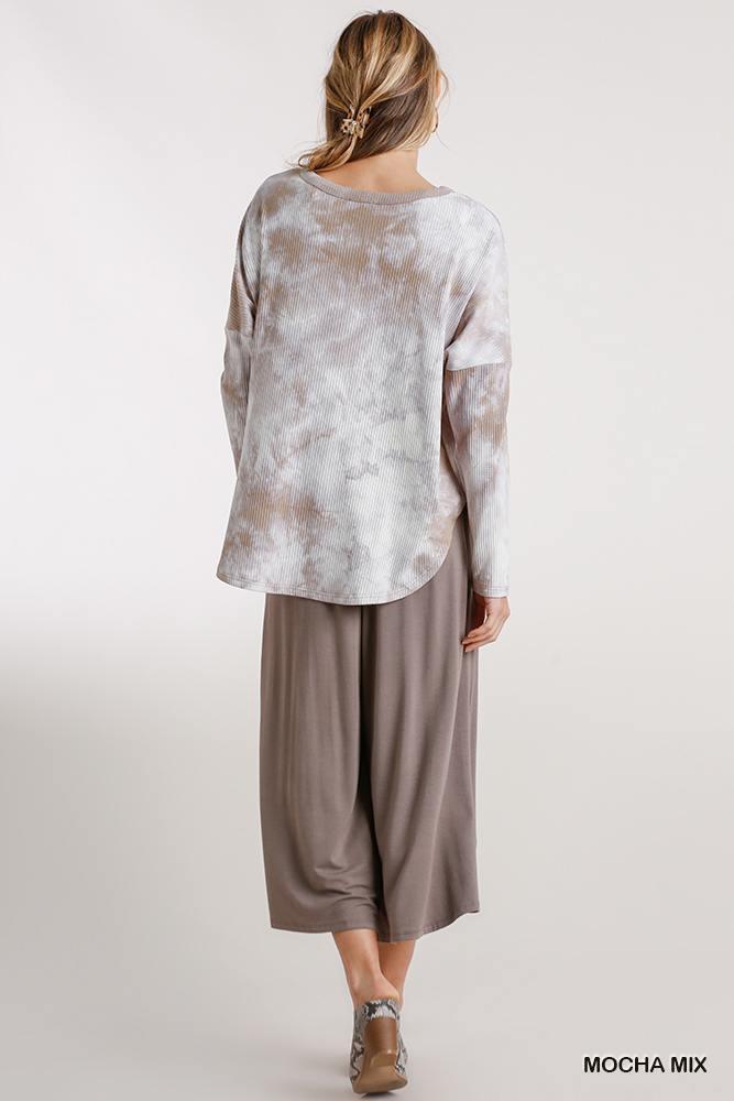 Tie Dye Round Neck Ribbed Button Front Top With Round Hem Secondary image