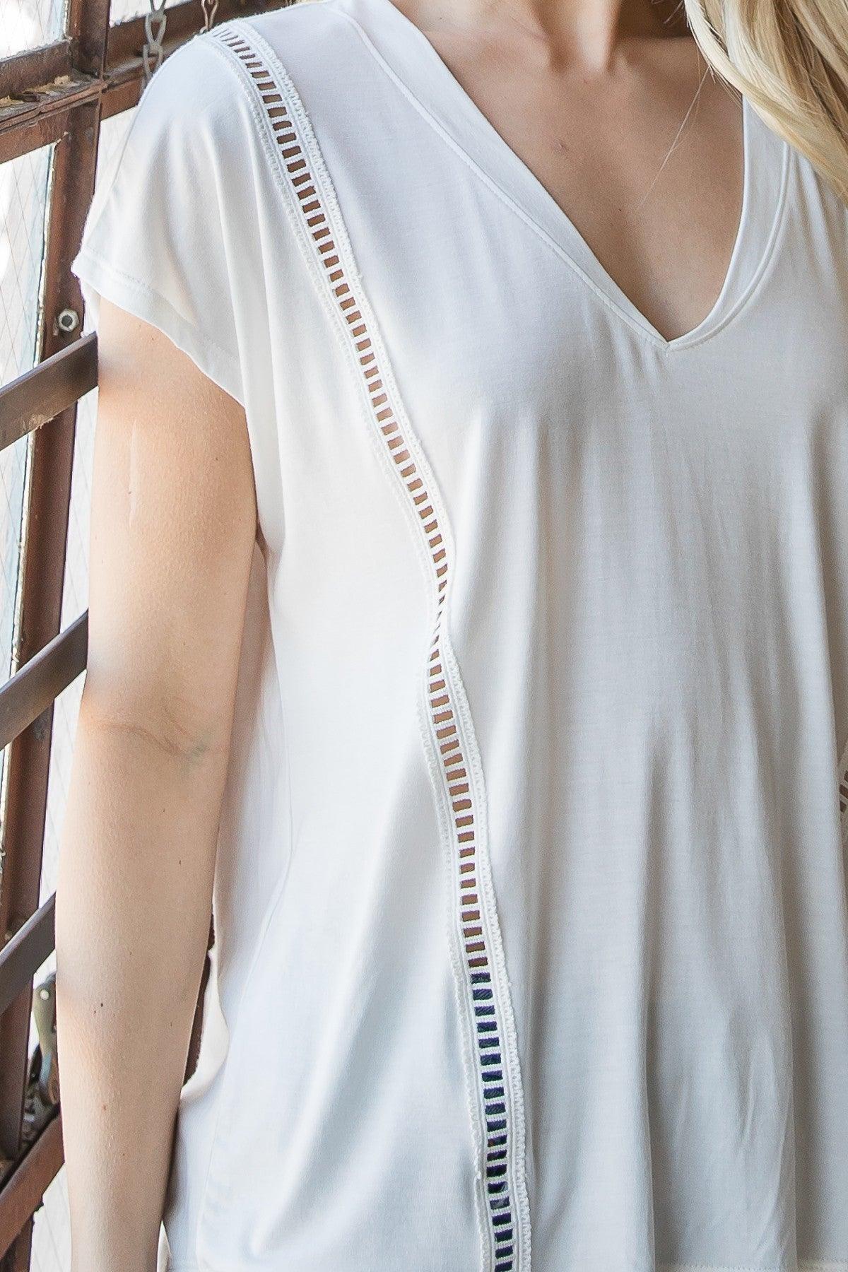 Short Sleeve V Neck Top Secondary image