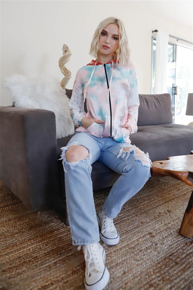 Feather & Tie-dye Print Contrast Plaid Hood Sweater Secondary image