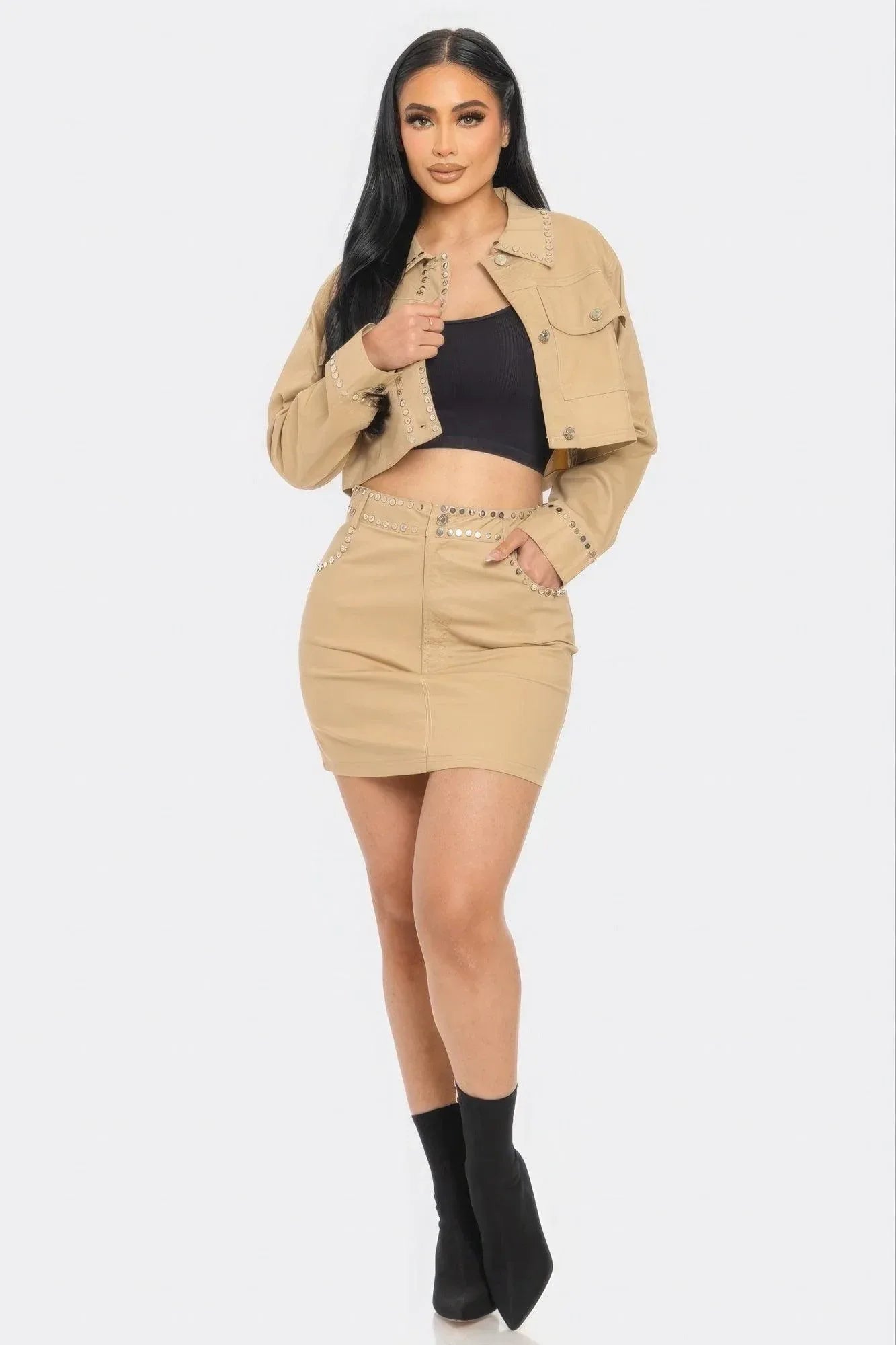 Embroidered cropped shirt set Secondary image