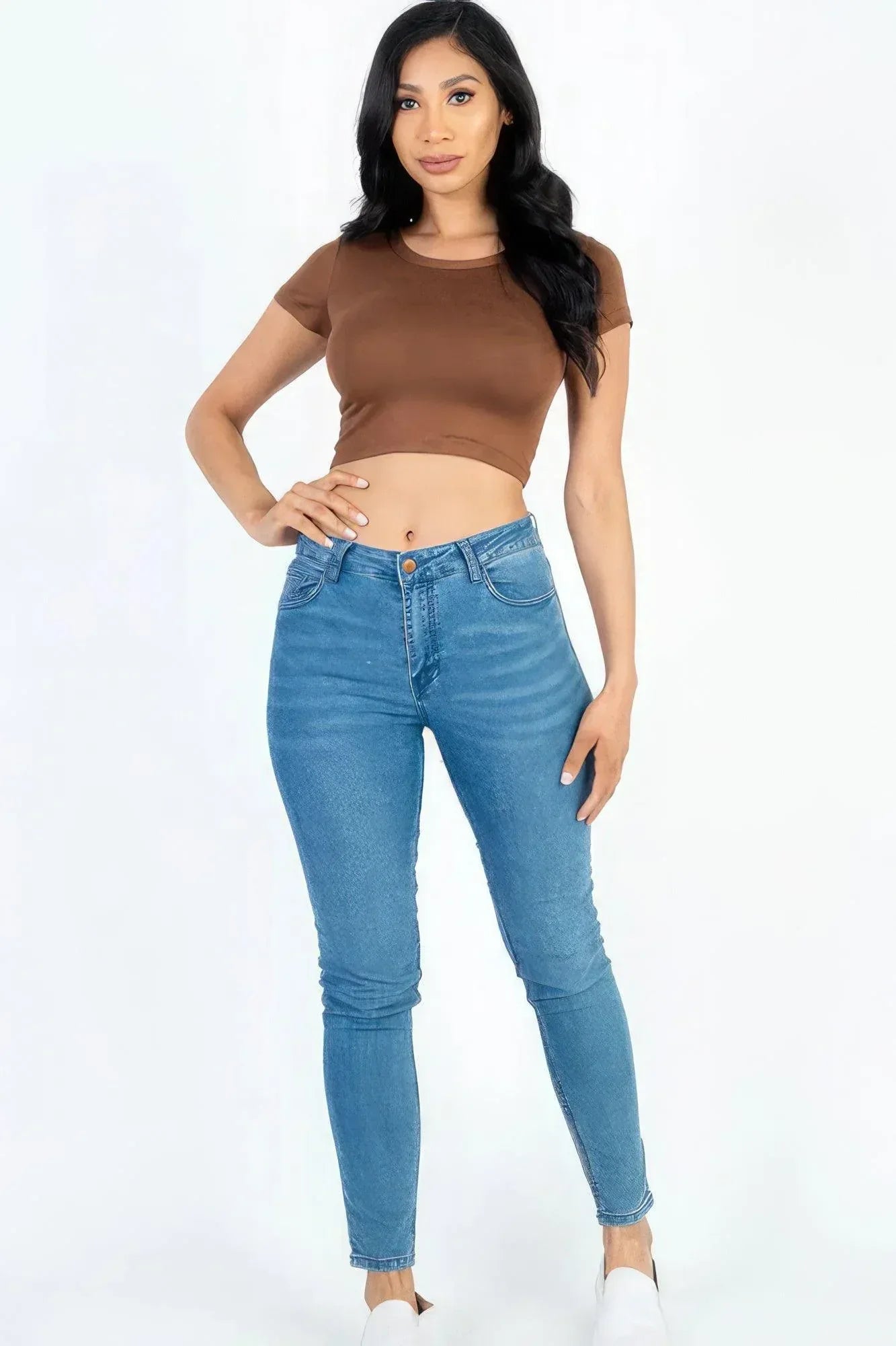 Short Sleeve Roundneck Crop Top Secondary image